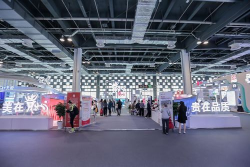 茅台集团亮相中国品牌发展国际论坛，以“一盘棋”姿态展家族风采